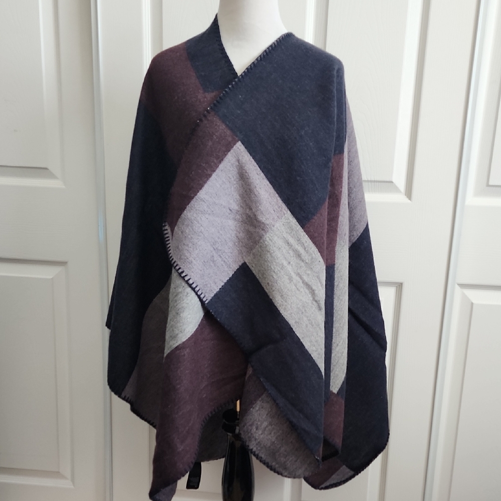 H&M Multicolor Geometric Wrap